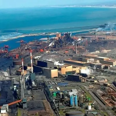 Des centaines de salariés exposés à de l'amiante chez ArcelorMittal...