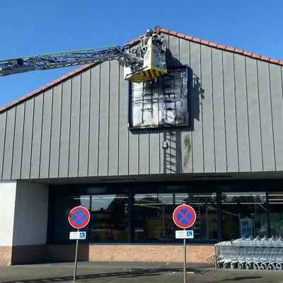 Un incendie frappe le Lidl de Cappelle-la-Grande
