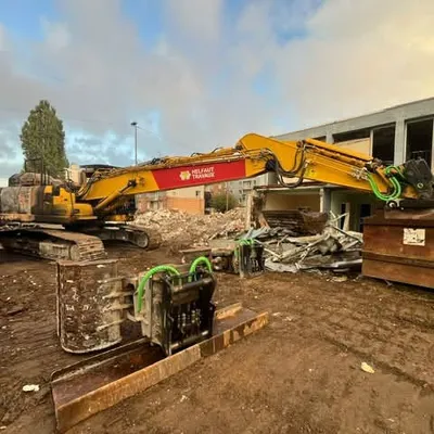 Un engin incendié à Helfaut : chantier à l'arrêt et salariés au...