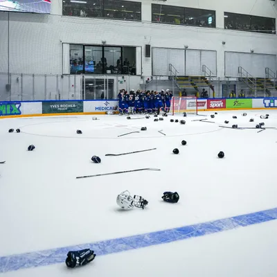 Hockey-sur-glace : Estelle Duvin Championne du Monde