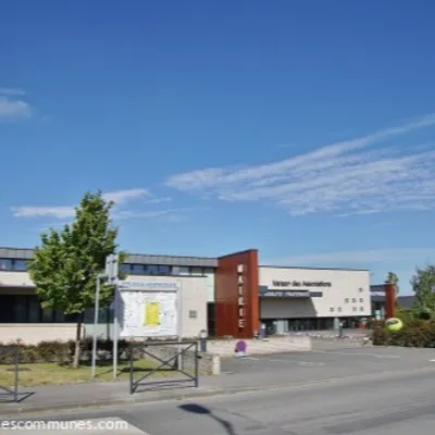 Élections municipales  à Hoymille : Daniel Thamiry se retire,...