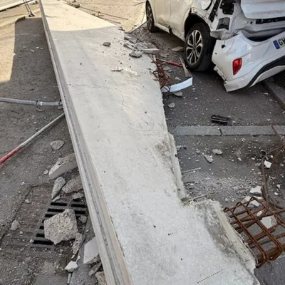 Dunkerque : un balcon s'effondre sur une voiture