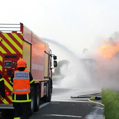 Coudekerque-Branche ; un véhicule en feu et des perturbations sur...