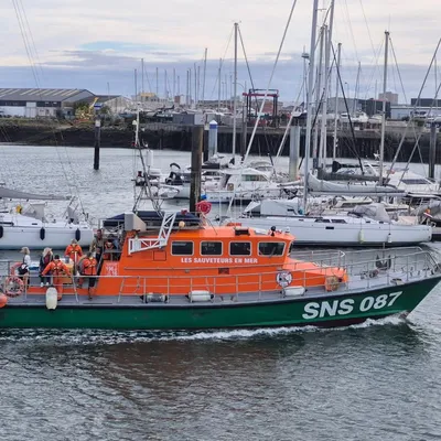 Deux kayaks et un paddle en difficulté au large de Dunkerque-Malo