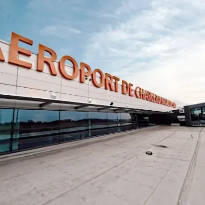 Aéroport de Bruxelles, de Charleroi, transports en commun... Des...