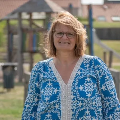 Municipales à Cappelle-la-Grande : Sandrine Merlin présente sa...