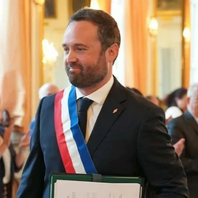 Valentin Belleval réélu maire d'Hazebrouck