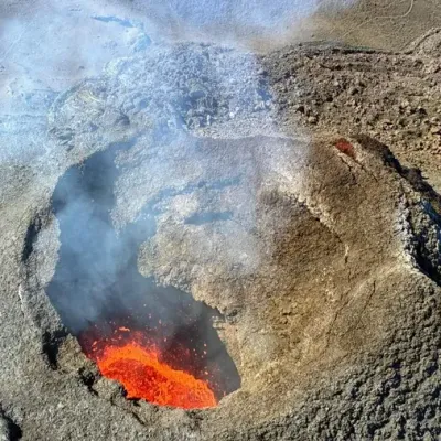 Piton de la Fournaise : l’éruption reprend après cinq jours de pause