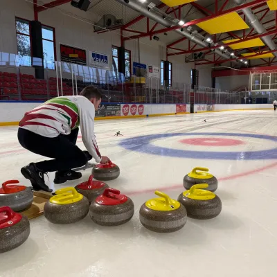 On a testé le curling à Colmar