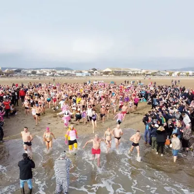 Aude : 1 000 courageux-ses attendus pour le bain du Nouvel An à...