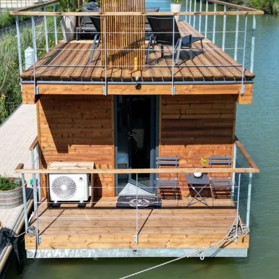 Slow tourisme : Houseboat Camargue lance sa toute première maison...