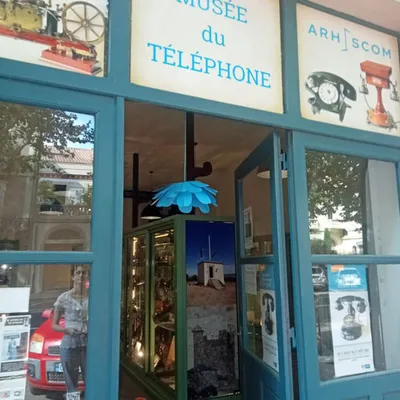 Le téléphone a 150 ans : À Narbonne, on apprend encore aux jeunes à...
