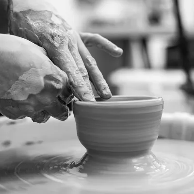 Occitanie : cet été, la création s'expose dans les ateliers d'artisans