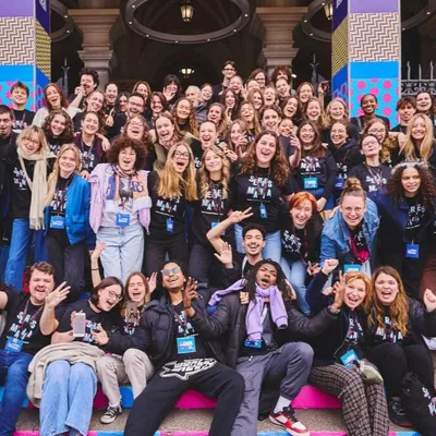 Devenez bénévole pour Séries Mania 