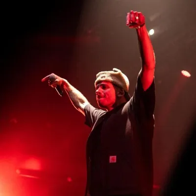 BEN plg annonce son nouvel album, avec un featuring d'Orelsan