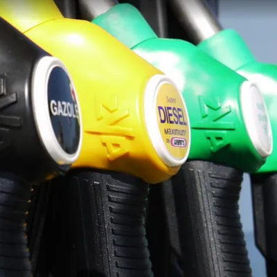 L'aide au carburant prolongée pour les professionnels