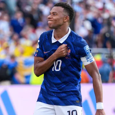 Deux nouveaux records pour l'Equipe de France de football...!