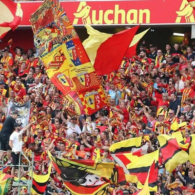 Lens-Lyon classé à risques, les supporters lyonnais strictement...
