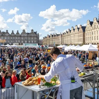 Les inscriptions pour le Championnat du Monde de la Frite sont...