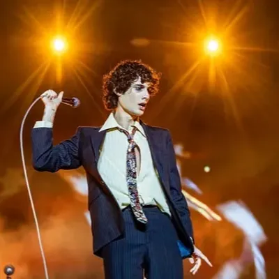 Sombr rejoint l’affiche du Main Square Festival 2027