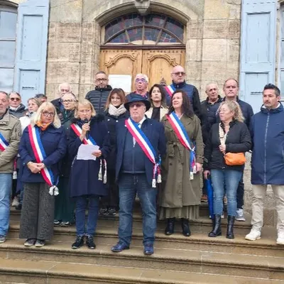 Lozère : les élus rassemblés face aux violences du week-end