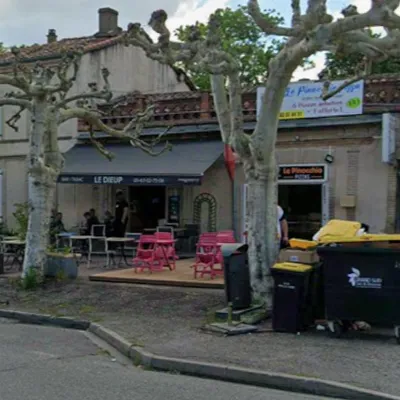 Dieupentale : une voiture fonce sur un café et fait quatre blessés