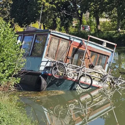 Grisolles : une péniche prend l’eau, le secteur sécurisé