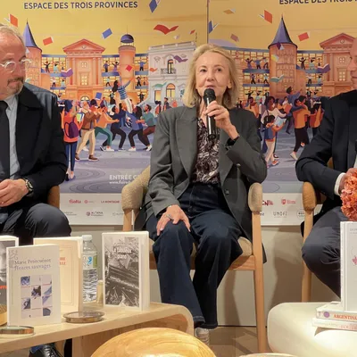 Foire du livre de Brive : Dominique Bona défend la lecture