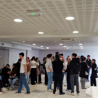  HANDICAP :  De futurs professionnels de santé en immersion dans le...