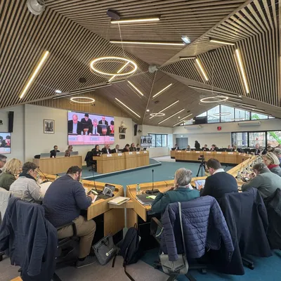 Budget 2026 : le Cantal investit 52 M€ malgré la crise