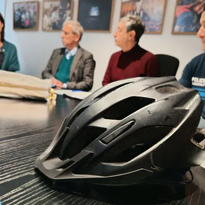 Aurillac : casque et gilet réfléchissant obligatoires pour vélos et...