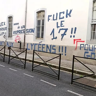 Tags à Aurillac : la ville porte plainte