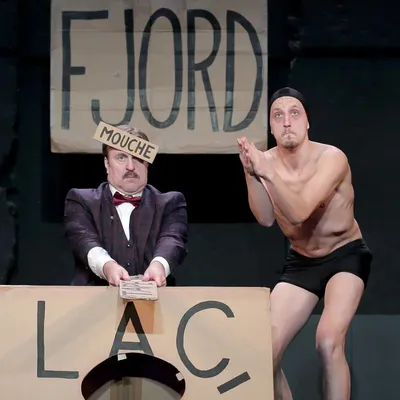 Les gros patinent bien, la pièce qui "cartonne"