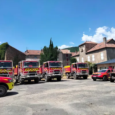 L'incendie toujours actif en Haute-Loire