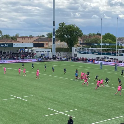 Des essais, des cartons et du rose, Paris s'impose largement à...