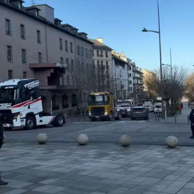 Rodez : opération escargot des transporteurs routiers