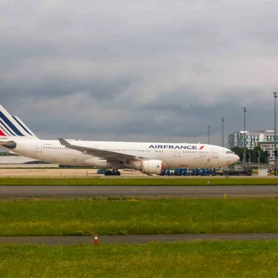 Les prix des vols augmentent pour certaines destinations en raison...