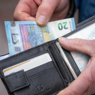 Factures, épargne, tabac… ce qui change concrètement au 1er février...