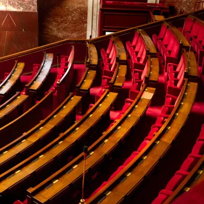 L'Assemblée nationale adopte un texte pour limiter l'exposition au...