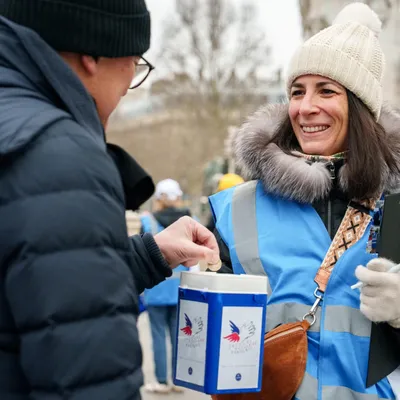 Don'Actions : Un jeu solidaire pour le Secours Populaire Français.