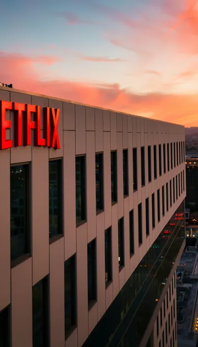 Le rachat du studio Warner par Netflix inquiète Hollywood