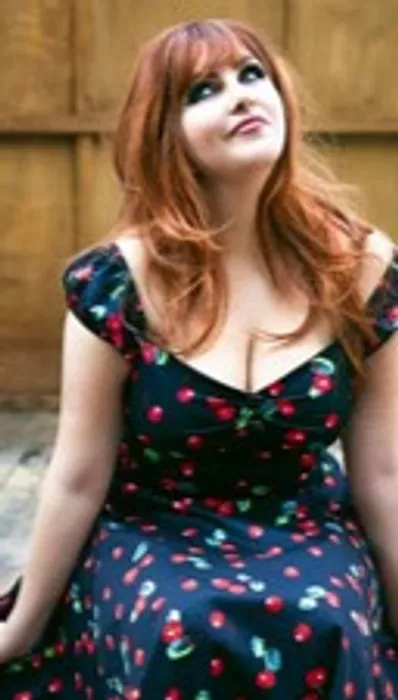 Perpignan : Qui est cette imitatrice aux 200 voix qui se produira...