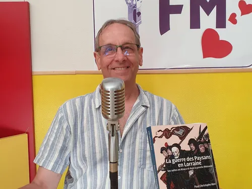 Paul Abel sur EST FM : Historien, romancier et membre des sociétés...