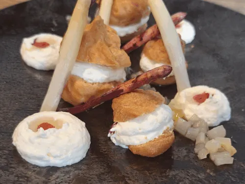 Choux à la crème aux asperges d’Alsace