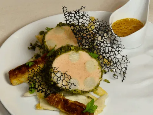 Ballottines d’asperges blanches d’Alsace et farce fine d’écrevisses...