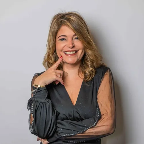 ECOUTEZ LE SET DE DJ SOFI !