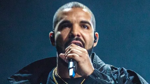 Drake a semé le chaos dans une ville canadienne avec la promo de...