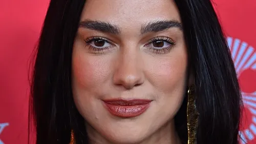 Dua Lipa offre un beau coup de com à une marque française 
