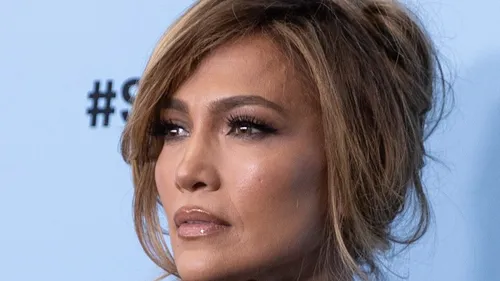 Jennifer Lopez répond aux critiques 