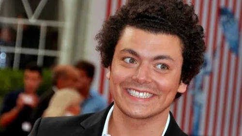 Kev Adams donne de ses nouvelles